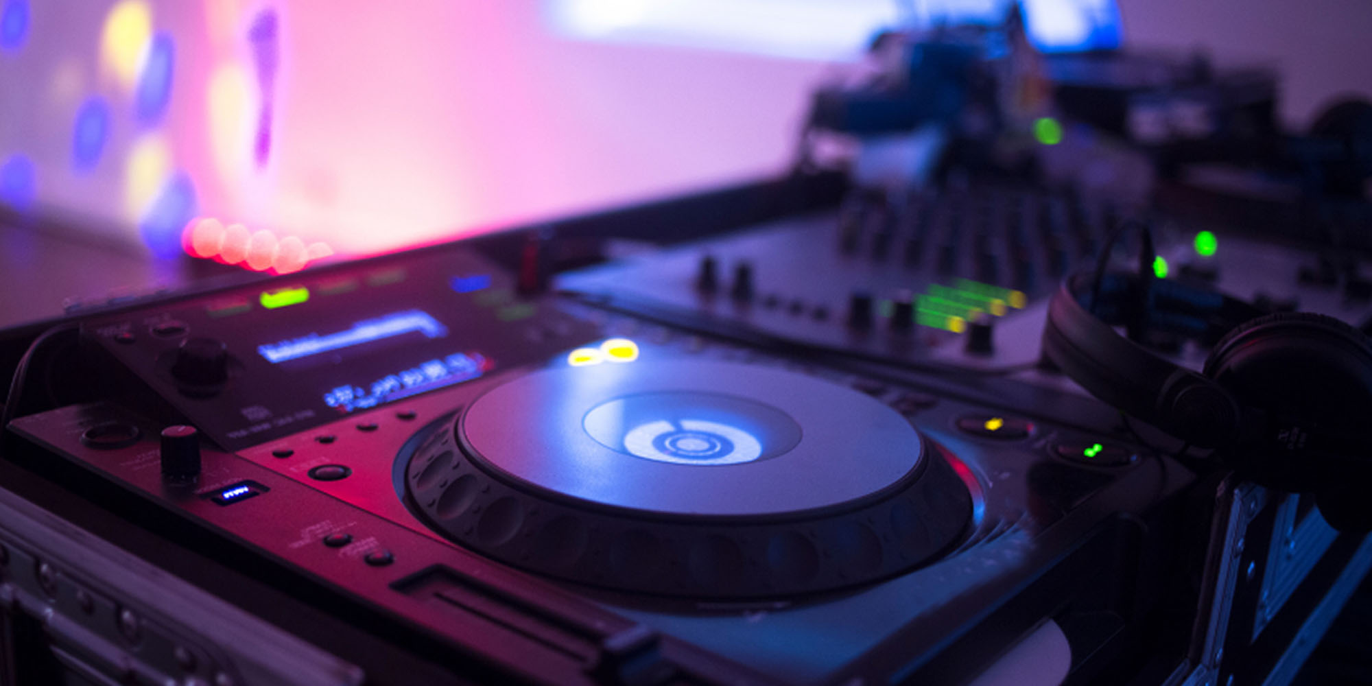 Lire la suite à propos de l’article Comment trouver un DJ?